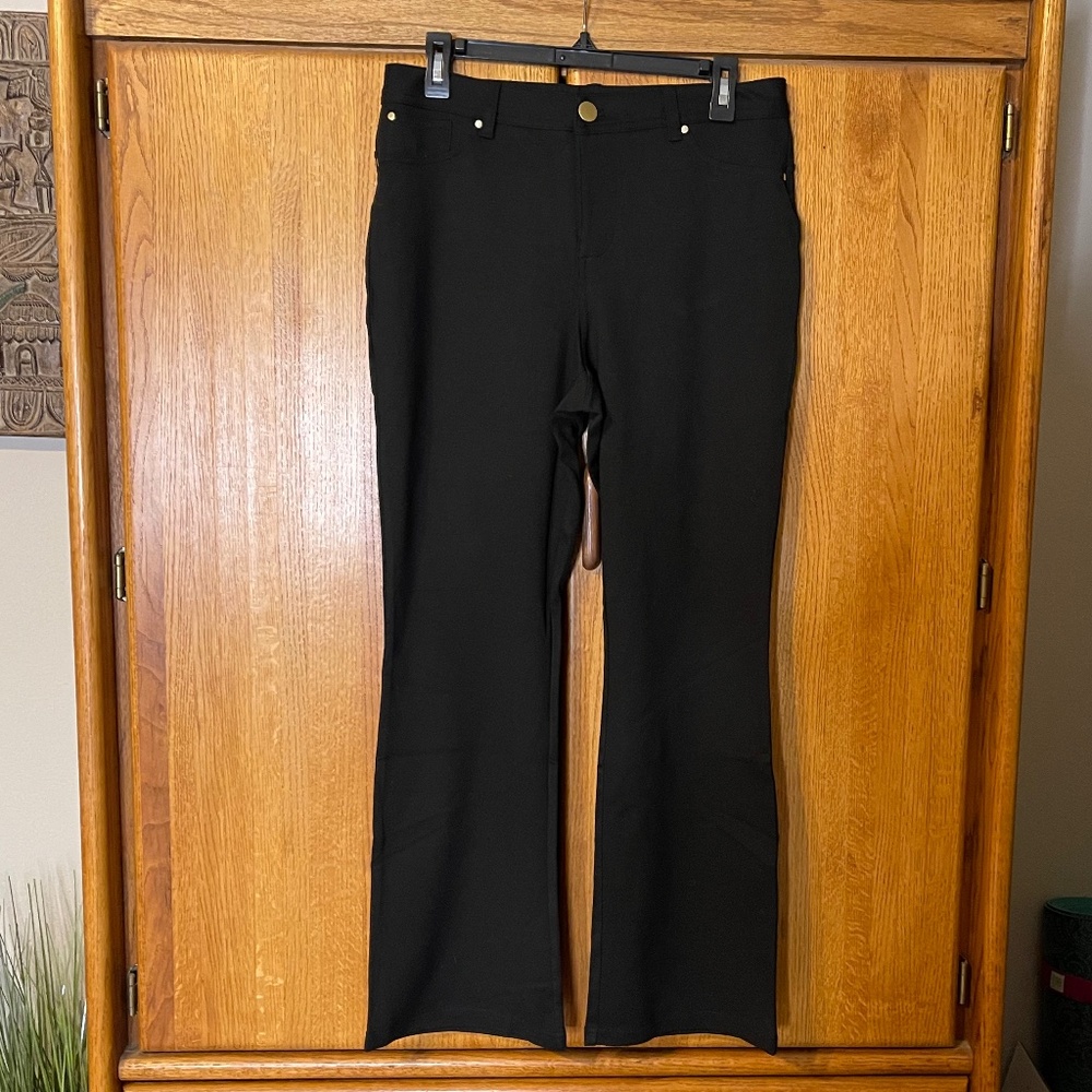 Iman Global Chic Perfect Boot Cut Pants 12 Short